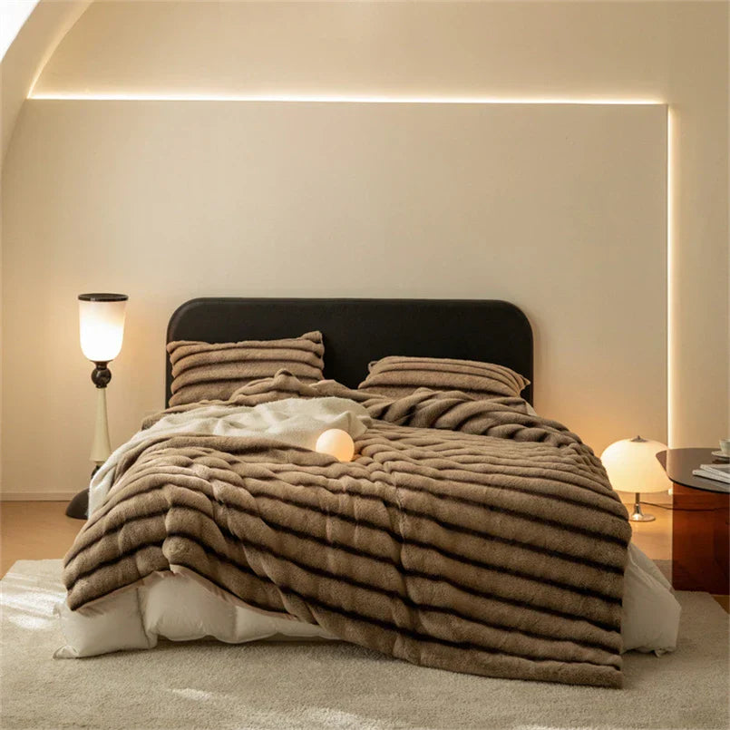 Calista Faux Fur Blanket