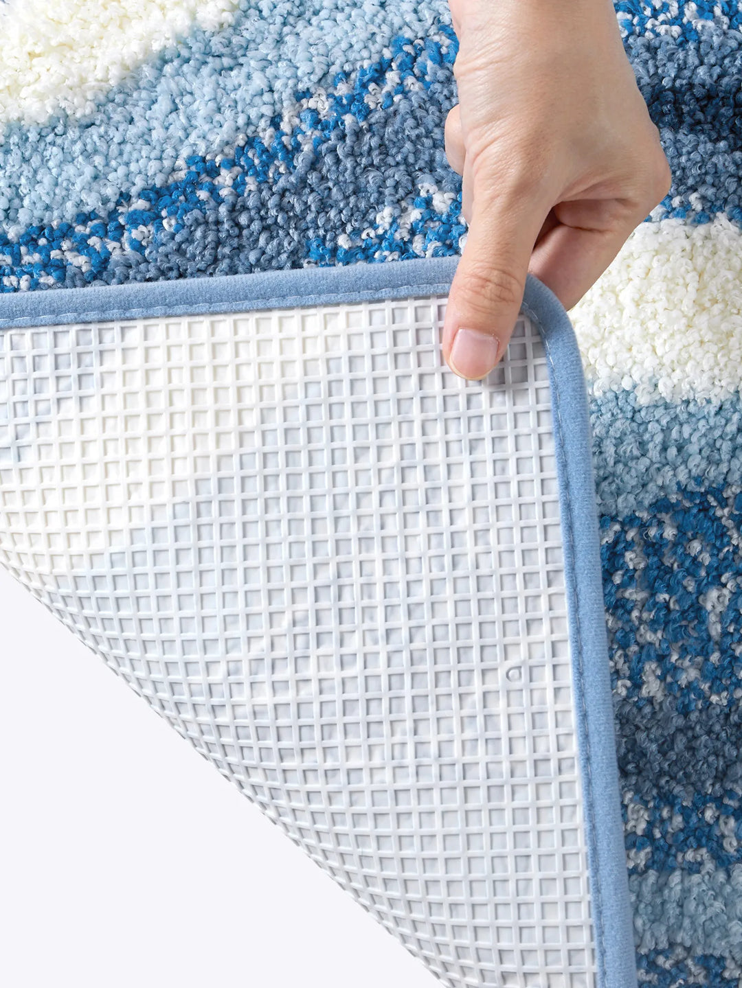 Breezy Weave Bath Mat